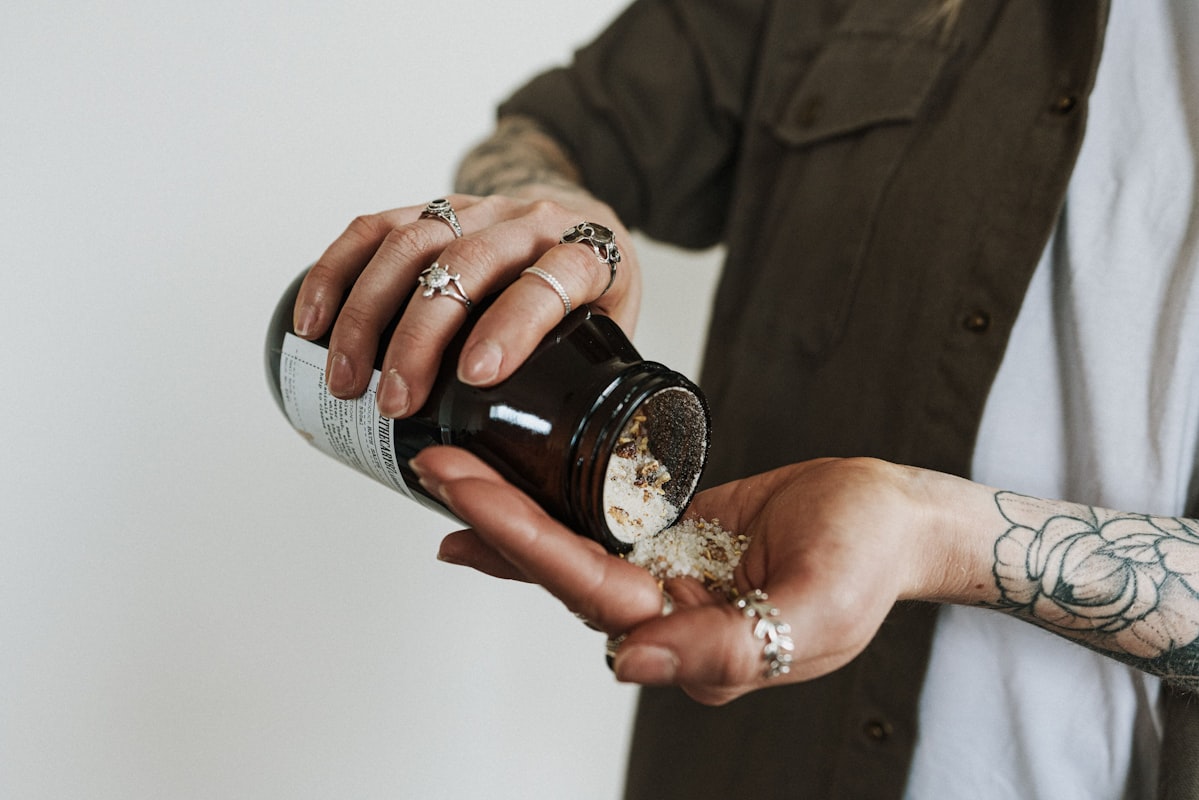 Natural supplements for men's health and vitality