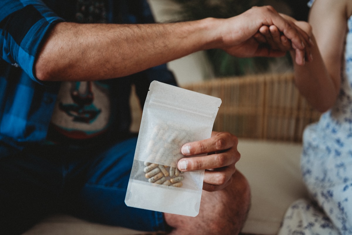 Energy and strength supplement capsules